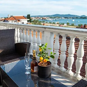 Gostinjska kuća Maritimo, Sukosan